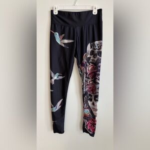 Lotus Leggings Size large
